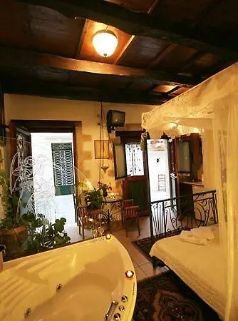 Pensiune My Chania (Crete)